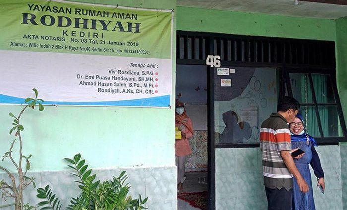 Rumah Aman Rodhiyah Kota Kediri, Tempat Para Relawan Bantu Anak Korban Kekerasan Seksual dan KDRT