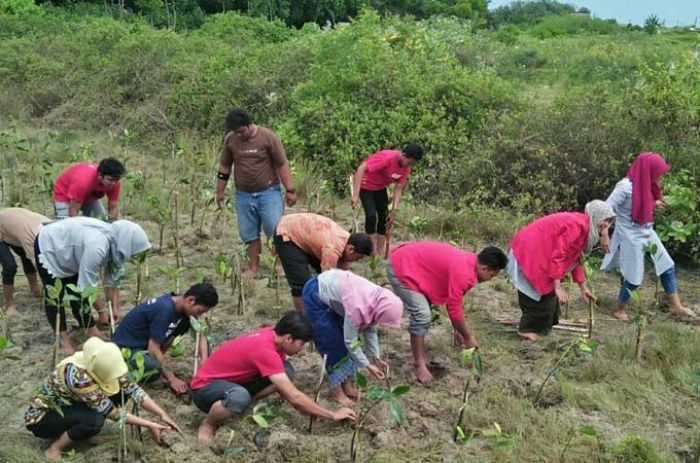 GMNI Tuban Gelar RKAK Sekaligus Tanam Pohon