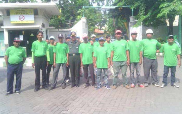 Koramil Semampir Surabaya Giat Komsos dengan Abang Becak