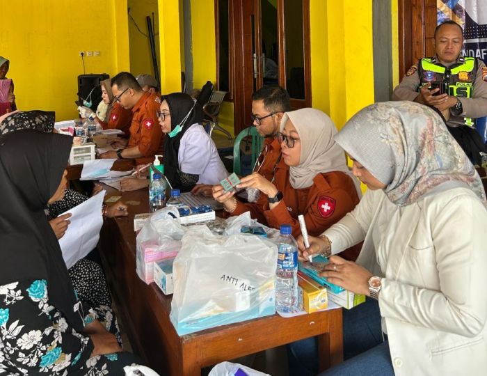 Gandeng PT SBI, KADIN dan HIPMI Tuban Gelar Layanan Kesehatan Gratis di Desa Banyubang