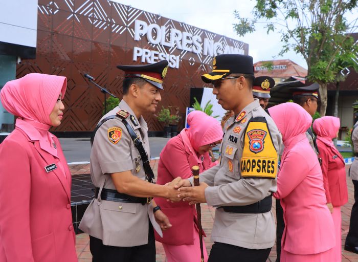 Polres Ngawi Gelar Sertijab Wakapolres, Kasatresnarkoba dan Kapolsek Ngrambe