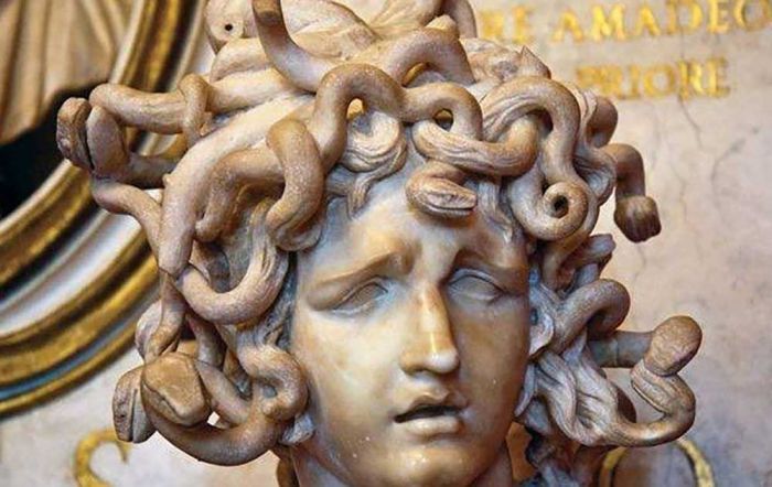 Kutukan Paling Tragis di Mitologi Yunani yang Dialami Medusa