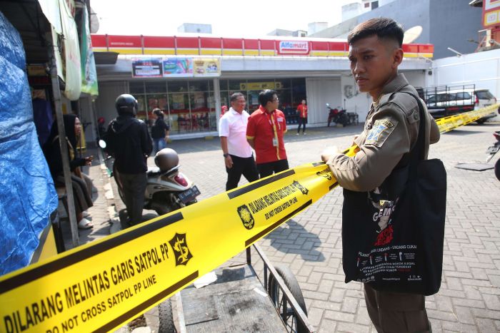 Hampir 60 Minimarket Masih Disegel Pemkot Surabaya Lantaran Belum Sediakan Jukir Resmi Hampir 60 Minimarket Masih Disegel Pemkot Surabaya Lantaran Belum Sediakan Jukir Resmi