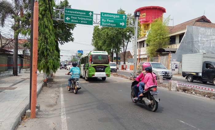 Tengahi Mandeknya Proyek Jalan, Sekdakot Mojokerto Minta Taman Tuntas Dulu