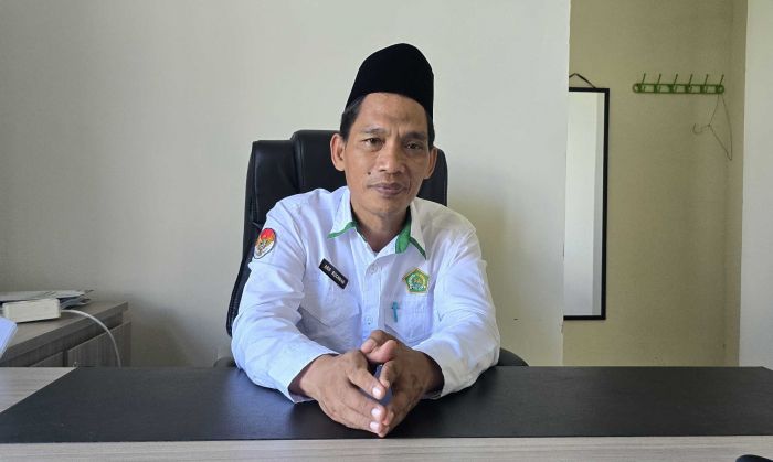 JCH Tinggal Tunggu Waktu Berangkat ke Makkah, PHU Kemenag Bangkalan Imbau soal Membawa Rokok JCH Tinggal Tunggu Waktu Berangkat ke Makkah, PHU Kemenag Bangkalan Imbau soal Membawa Rokok