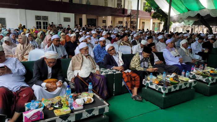 Di Pesantren Al Ishlahuddiny NTB, Kiai Asep Ungkap Rahasia Wali Allah Hidup Bahagia dan Bermanfaat