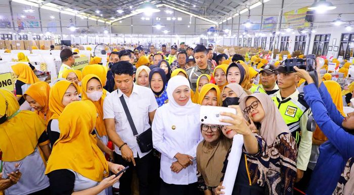 May Day 2026: Gubernur Khofifah Ajak Kolaborasi Industri dan Pekerja