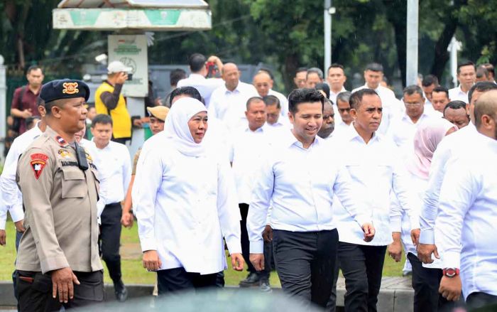 Geladi Bersih Pelantikan Kepala Daerah, Khofifah-Emil Baris-berbaris dari Monas ke Istana Negara