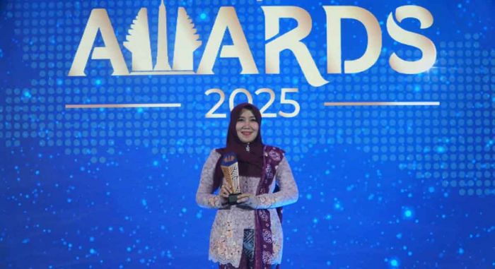 Lia Istifhama Dinobatkan Jadi Legislator Peduli Kesejahteraan Sosial