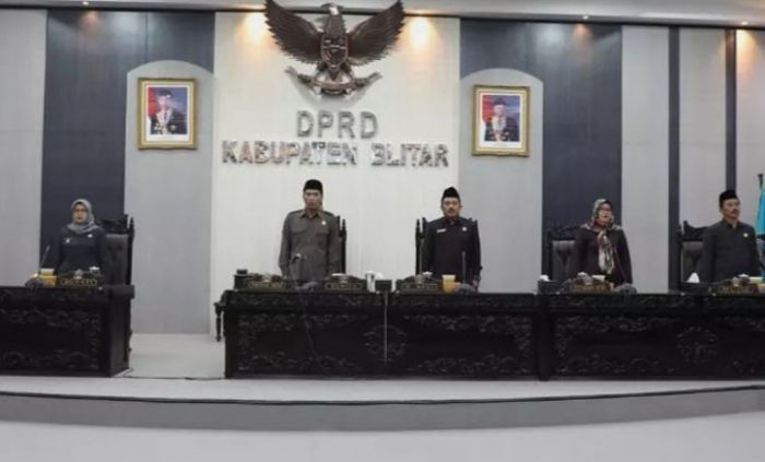 Lima Fraksi Sampaikan Pandangan Umum LKPJ Bupati Blitar