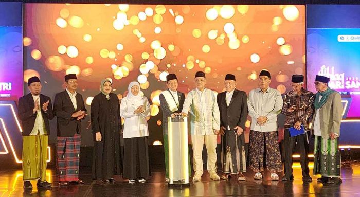 Kick Off Hari Santri 2025, Gubernur Khofifah Serukan Spirit Jihad Kebangsaan