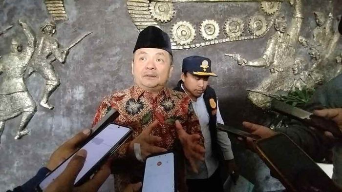 Terapkan Sistem Parkir Berlangganan, Pemkab Bangkalan Lakukan Pembinaan ke Para Jukir
