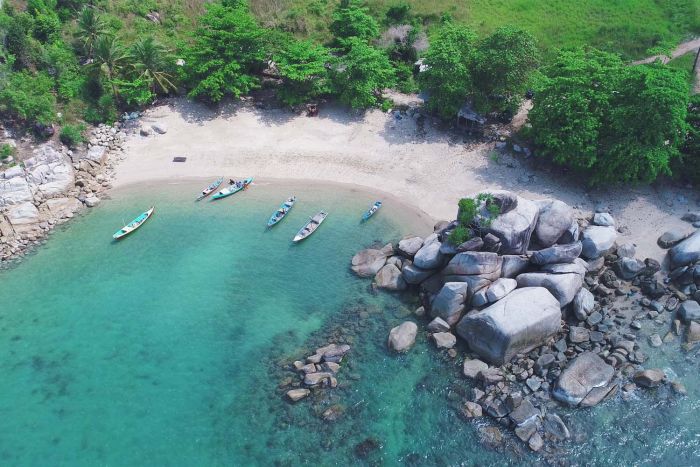 Pesona Pantai Turun Aban, Rekomendasi Tempat Wisata di Bangka Belitung