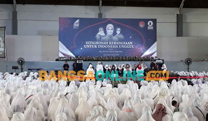 15 Ribu Muslimat Hadiri Istighosah Kebangsaan Bareng Istri Ganjar Pranowo di Jatim Expo