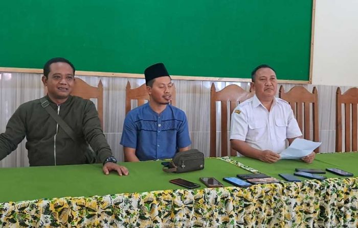 Akui Salah dan Minta Maaf Secara Terbuka, Kades Pucangan Harap Sunan Drajat Tetap Dukung KDMP Akui Salah dan Minta Maaf Secara Terbuka, Kades Pucangan Harap Sunan Drajat Tetap Dukung KDMP