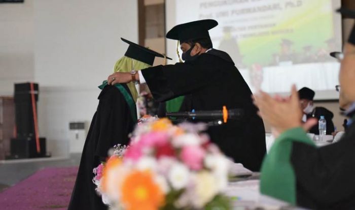 UTM Kukuhkan Prof. Ir. Umi Purwandari, Ph.D Sebagai Guru Besar Ketujuh