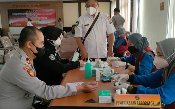 Pemeriksaan Kesehatan Personel Polda Jatim Ditempatkan di Polres Sumenep