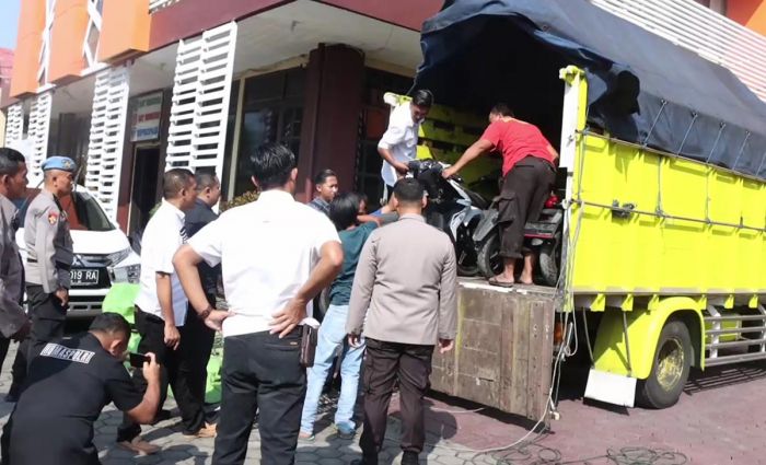 Polres Probolinggo Kota Sita Belasan Motor Bodong, Dua Pria Diamankan