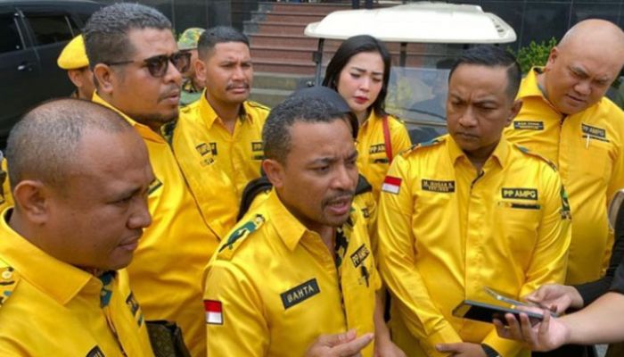 Sejumlah Akun Medsos Pembuat Meme Bahlil Dilaporkan ke Polisi Sejumlah Akun Medsos Pembuat Meme Bahlil Dilaporkan ke Polisi