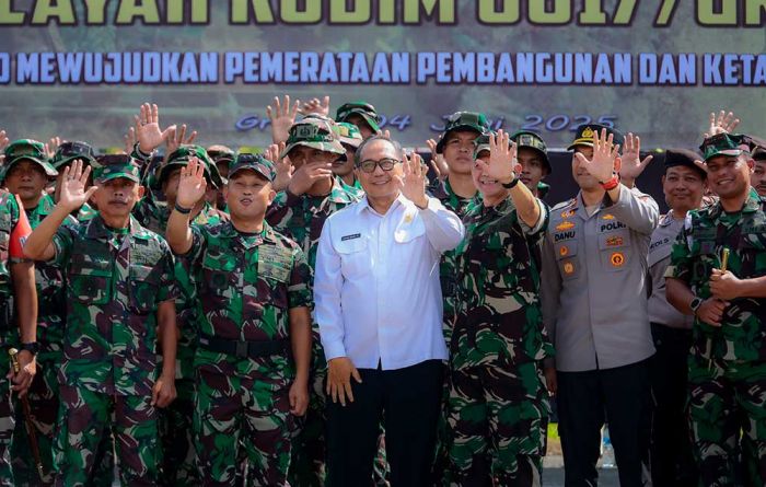 Danlantamal V Tutup TMMD ke-124 di Gresik, Seluruh Program Rampung 100 Persen Danlantamal V Tutup TMMD ke-124 di Gresik, Seluruh Program Rampung 100 Persen