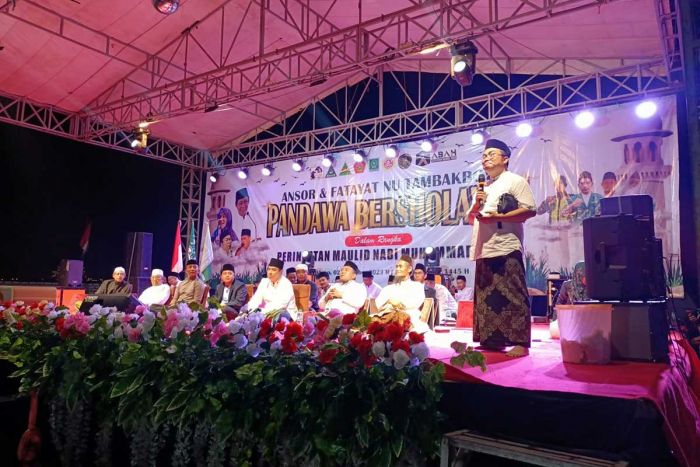 Hadirkan Ning Umi Laila, Pandawa Bersholawat di Tuban Dihadiri Ribuan Jamaah