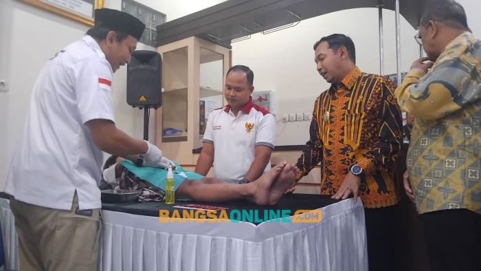 Sambut HJM ke-107, Ratusan Anak di Kota Madiun Ikuti Madhioen Sunatan Sambut HJM ke-107, Ratusan Anak di Kota Madiun Ikuti Madhioen Sunatan