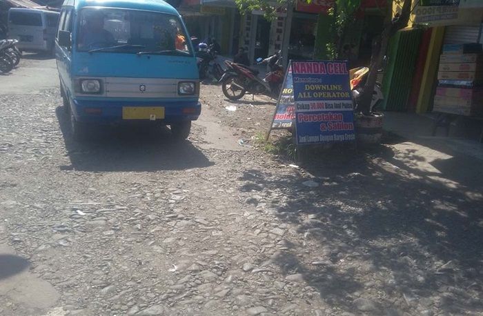 Saluran Pembuang Pasar Pandaan Buntu, Kerap Timbul Bau Busuk dan Anyir