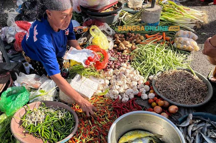 Fluktuasi Harga Pangan Jabar Hari Ini: Rawit Naik hingga Rp18 Ribu, Cabai Besar Merosot Rp7.400