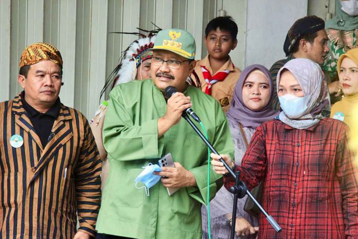 Wali Kota Pasuruan Berangkatkan Peserta Karnaval Mini Kebonsari