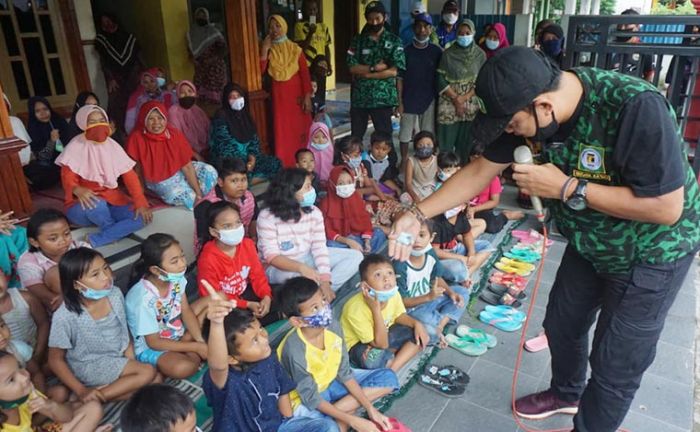 GPK Jombang Gelar Trauma Healing pada Korban Banjir Jombok