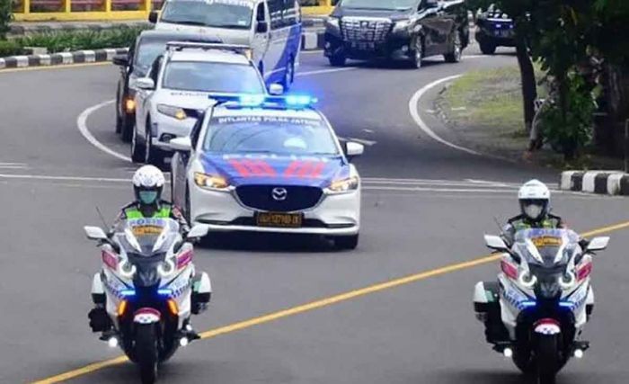 100 Polisi Kawal Ganjar Pranowo saat Safari Politik ke Surabaya