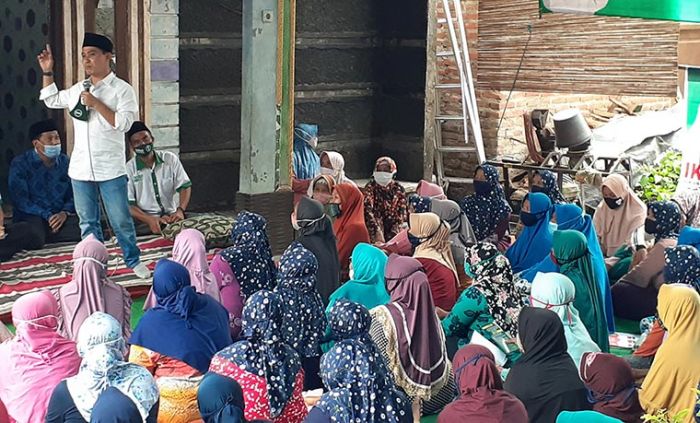 Petani Bawang di Pacet Siap Menangkan Ikfina-Gus Barra di Pilbup Mojokerto