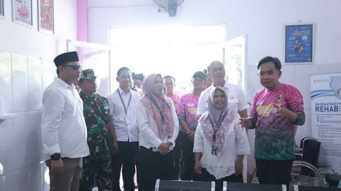 Tinjau Puskesmas Panti, Bupati Jember Tegaskan Komitmen UHC dan Pelayanan Kesehatan Prima Tinjau Puskesmas Panti, Bupati Jember Tegaskan Komitmen UHC dan Pelayanan Kesehatan Prima