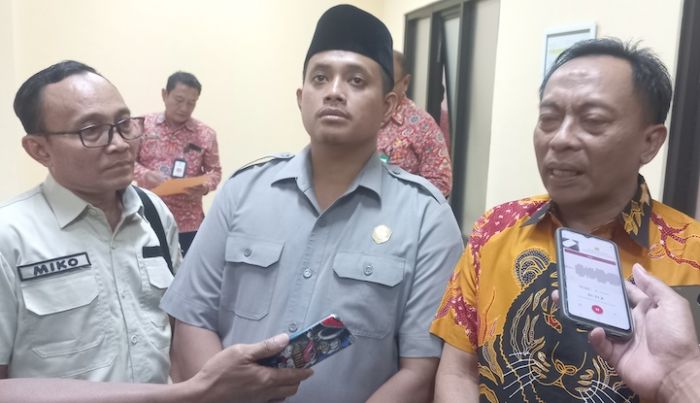 Hearing Komisi I DPRD Mojokerto: Polemik Aturan Pemberhentian 3 Kasun Desa Wotanmasjedong