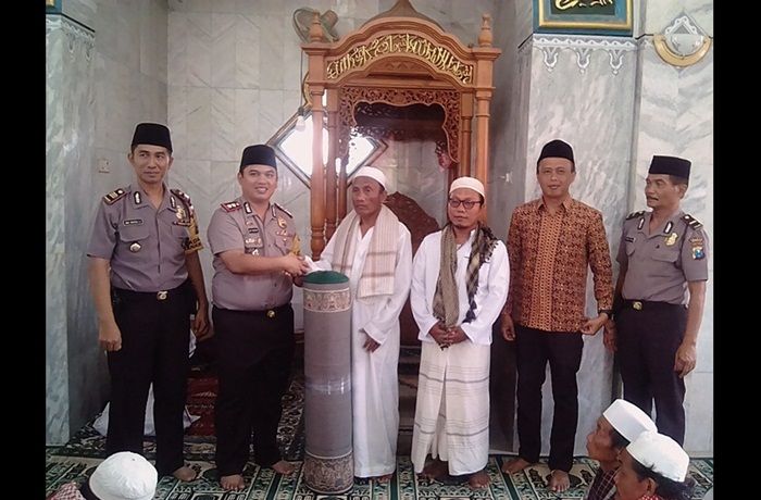 Kapolres Bangkalan Gelar Jumrah di Masjid At Tauhid Buddan Tengah