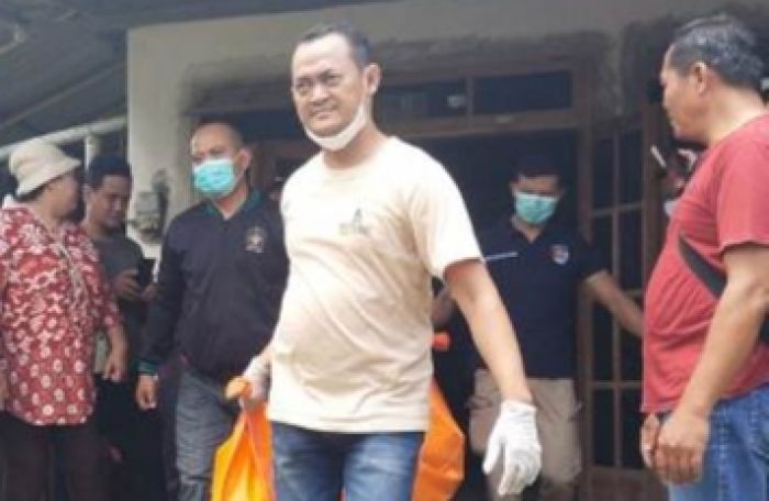 Kakak Beradik Warga Kediri Ditemukan Tak Bernyawa di Dalam Rumah, Diduga Tewas 5 Hari Sebelumnya