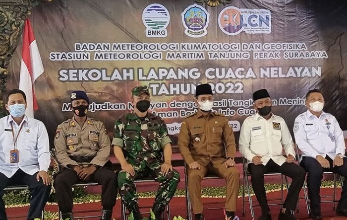 Tingkatkan Hasil Tangkapan Ikan, BMKG Jatim Gelar Sekolah Lapang Cuaca Nelayan di Bangkalan