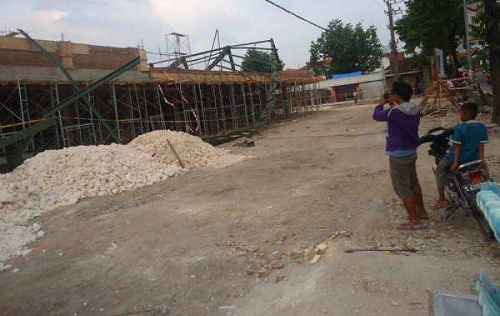 Pembangunan Terburu-buru karena Dikejar Waktu jadi Penyebab Pasar Kalitidu Bojonegoro Ambruk