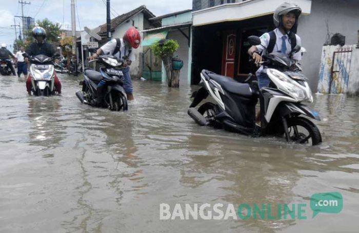 Banjir Terjang Sidoarjo (3), BPBD Minta Warga Antisipasi Korban Jiwa dan Amankan Dokumen Penting