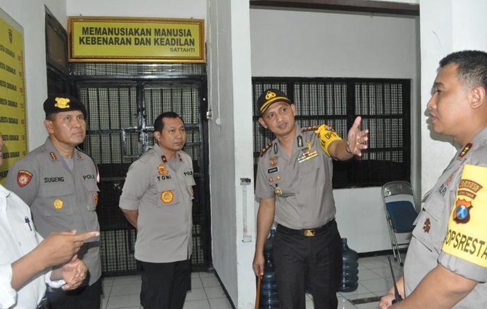 Gresik Oke, Wakapolda Jatim Lanjut Sidak ke Polresta Sidoarjo