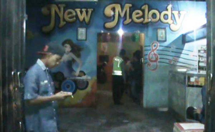 Warga Kedondong Nganjuk Tutup Paksa Cafe Melodi 