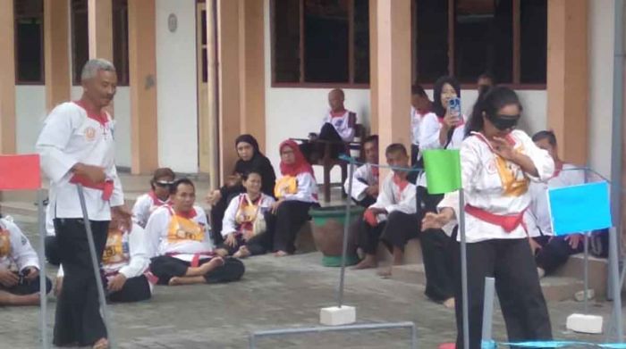 46 Pesilat Merpati Putih se-Jawa Timur Ikuti UKT Daerah di Kediri 46 Pesilat Merpati Putih se-Jawa Timur Ikuti UKT Daerah di Kediri