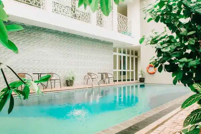 Rekomendasi Hotel Termurah di Tuban, Fasilitas Kolam Renang
