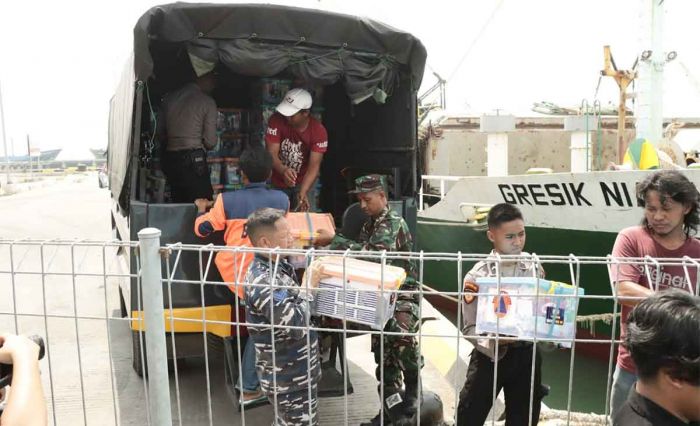 Gandeng Kodim 0817, Polres Gresik Kirim Bantuan untuk Korban Gempa di Bawean