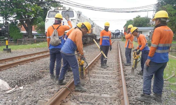 Tingkatkan Keselamatan, KAI Ganti Rel Baru Sepanjang 495.562 Meter 