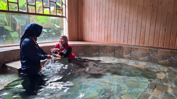 Pemandian Air Panas Cangar Hadirkan Fasilitas VIP, Sensasi Jacuzzi di Tengah Alam Pemandian Air Panas Cangar Hadirkan Fasilitas VIP, Sensasi Jacuzzi di Tengah Alam