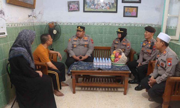 Tegaskan Solidaritas di Hari Bhayangkara, Kapolres Pasuruan Lakukan ini Tegaskan Solidaritas di Hari Bhayangkara, Kapolres Pasuruan Lakukan ini