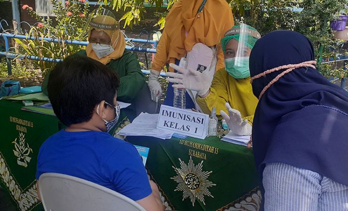 SDM Limas Surabaya Gelar Imunisasi MR dan HPV di Masa Pandemi