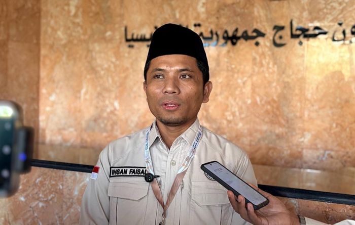 Awas Ditinggal Kabur! Jemaah Haji Lansia Diimbau Waspada Jasa Kursi Roda Ilegal di Masjidil Haram