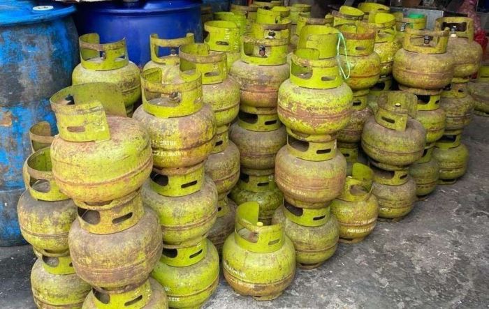 Cuaca Buruk Sebabkan Kelangkaan LPG 3Kg di Pulau Kangean Sumenep, Harga Tembus Rp50 Ribu